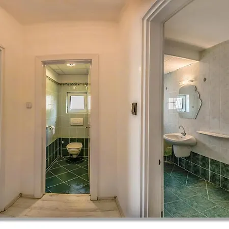 Laky Apartman