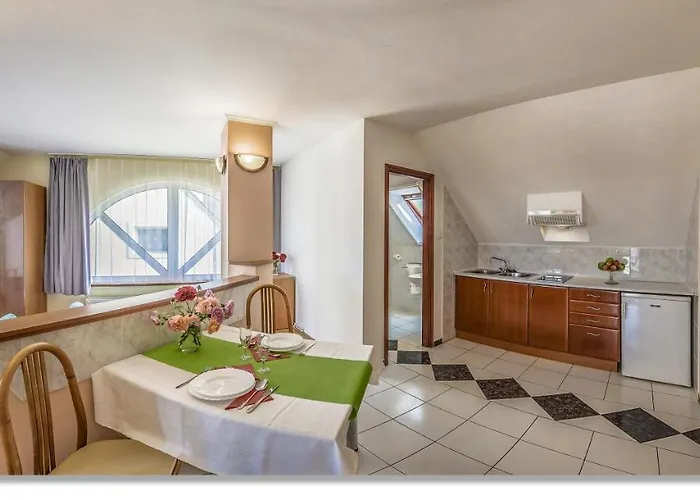 Laky Apartmán